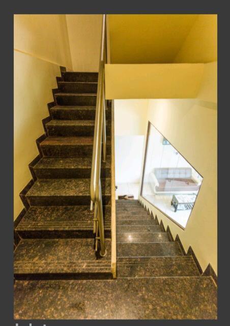 Hotel Emerald Near T2 International Airport 孟买 外观 照片